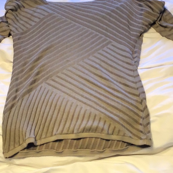 Top - Picture 3 of 4